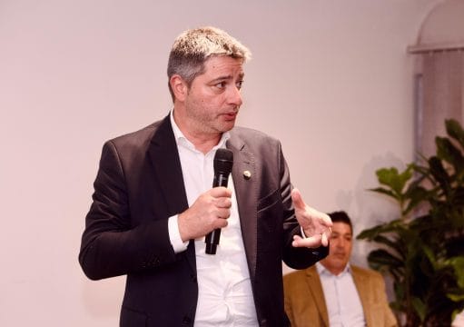 Imagem ilustrativa da matéria: Flávio Bolsonaro define Carlos Portinho como nome do PL ao Senado no Rio