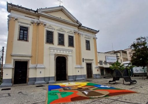 Imagem ilustrativa da matéria: Corpus Christi mobiliza fiéis e transforma ruas do Centro de Campos