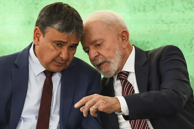 Imagem ilustrativa da matéria: Governo Lula errou por “ambição excessiva” na Câmara e no Senado, confessa ministro