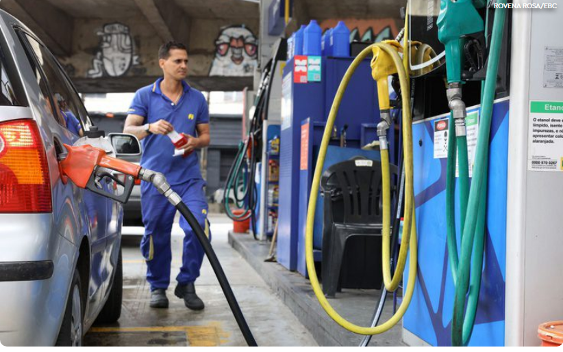 Imagem ilustrativa da matéria: Governo regulamenta subvenção ao diesel e regras para desconto de R$ 1,12 por litro comercializado