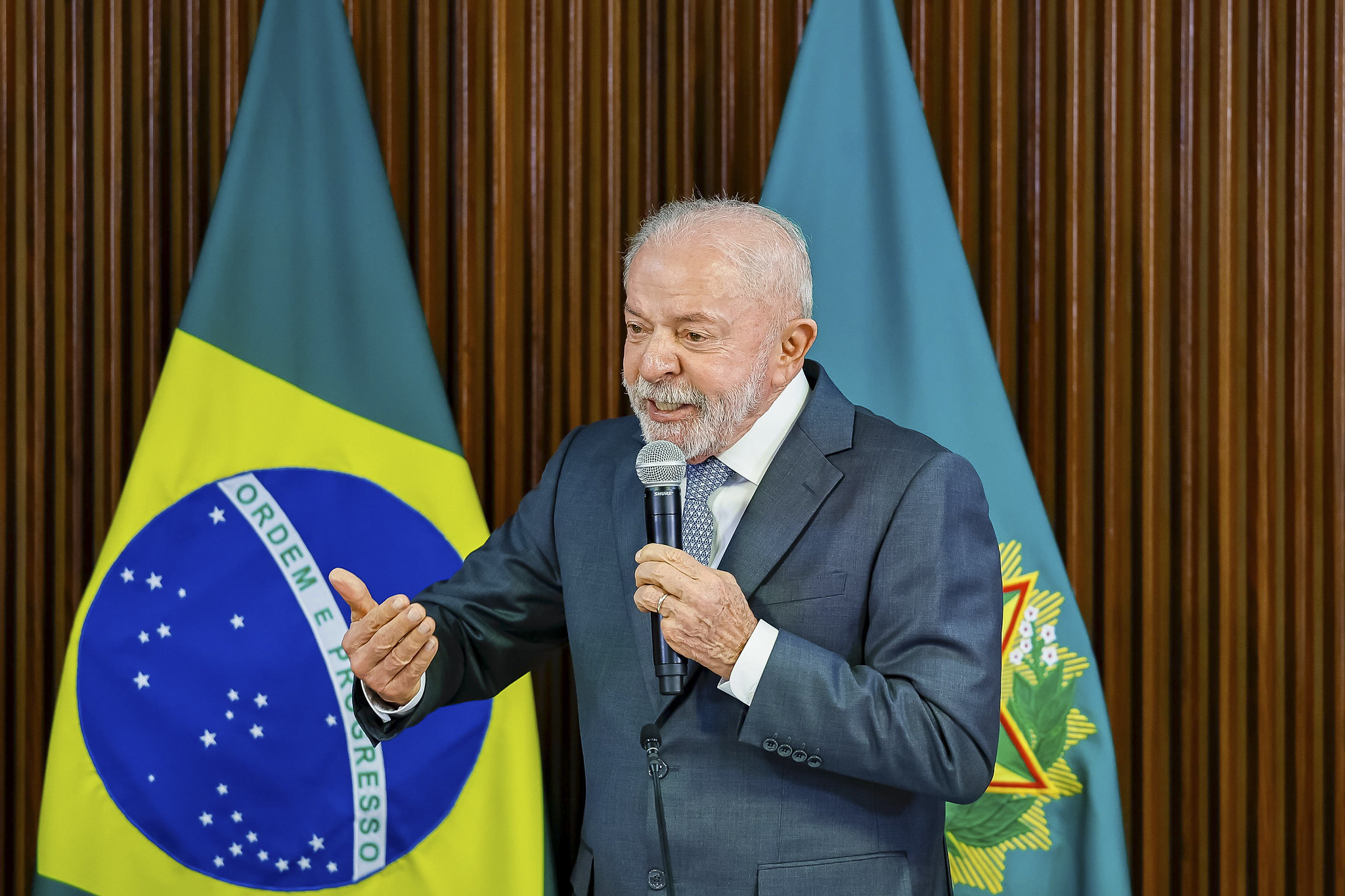 Imagem ilustrativa da matéria: Lula pede para seleção do Brasil “jogar com a alma” na Copa do Mundo
