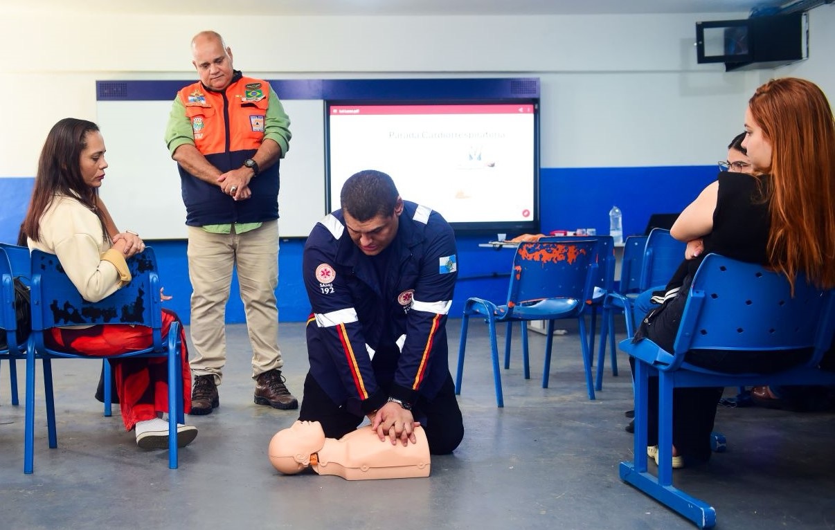 Imagem ilustrativa da matéria: Parceria intersetorial capacita educadores da rede municipal de Belford Roxo em primeiros socorros