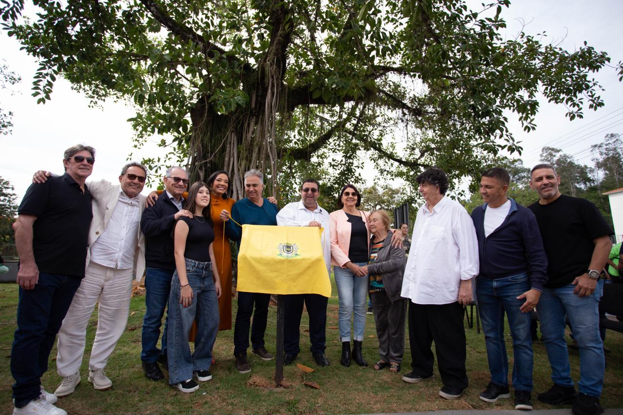 Imagem ilustrativa da matéria: Prefeitura de Volta Redonda realiza cerimônia para famílias de homenageados na Praça Pandiá Calógeras